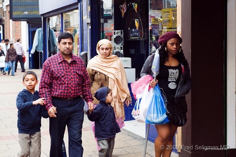 20090409_135158_D3 P1.jpg - Sights along Green Street East London